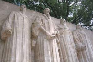 Parte 01 - Foto do Mur des Reformateurs